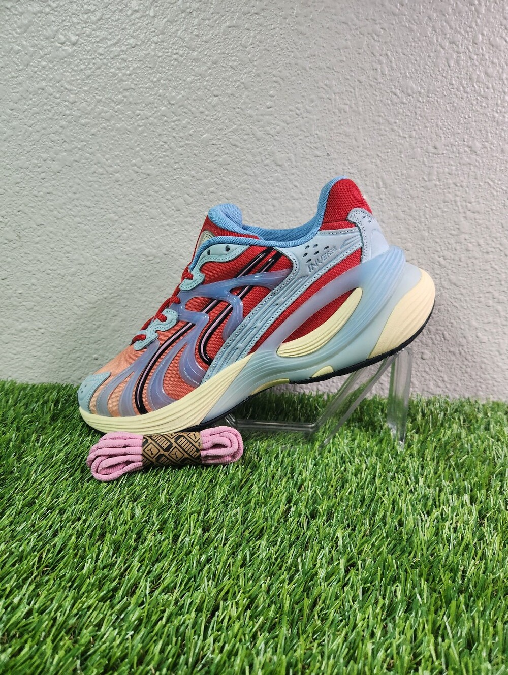 Size 10 - Puma Inverse Unfiltered